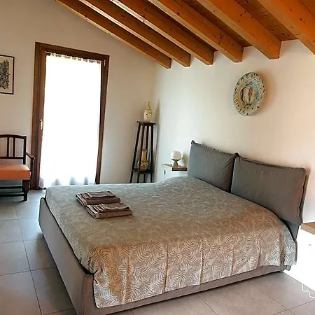 Valle فندق مبيت وإفطار Castelgomberto