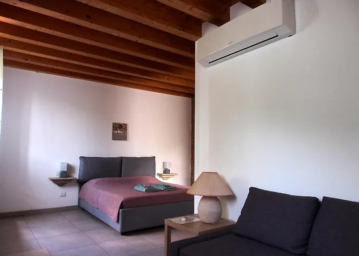 Valle Nocleg ze śniadaniem 3*